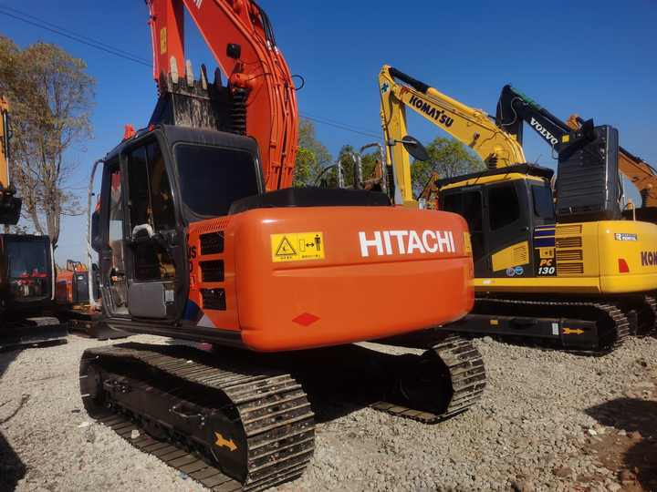 Japan Original Hitachi ZX120 Crawler Excavator Perfect for Various Projects Available Used Excavators for Sale - Paletli ekskavatör: fotoğraf 4 Japan Original Hitachi ZX120 Crawler Excavator Perfect for Various Projects Available Used Excavators for Sale - Paletli ekskavatör: fotoğraf 4