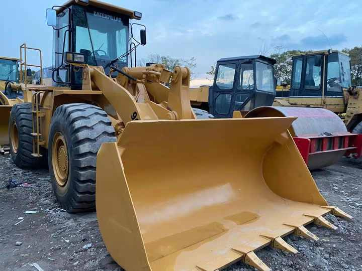 Loader Cat Japan Wheel Loader Used High Quality 966G in Good Working Condition for Sale - Tekerlekli yükleyici: fotoğraf 2 Loader Cat Japan Wheel Loader Used High Quality 966G in Good Working Condition for Sale - Tekerlekli yükleyici: fotoğraf 2