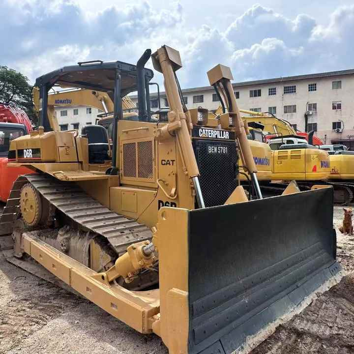 Original Caterpillar D6r Bulldozer Used Caterpillar D5 D6 D7 Bulldozer on Sale High Quality Caterpillar D6r Bulldozer - Buldozer: fotoğraf 5 Original Caterpillar D6r Bulldozer Used Caterpillar D5 D6 D7 Bulldozer on Sale High Quality Caterpillar D6r Bulldozer - Buldozer: fotoğraf 5