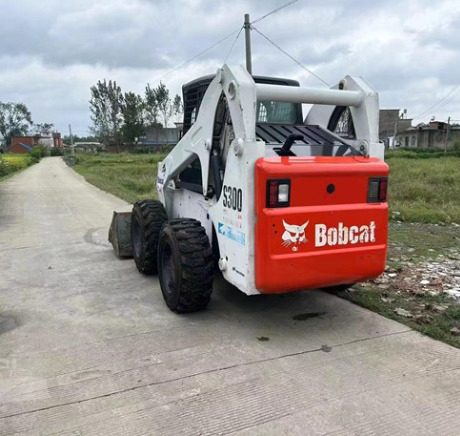 USED BOBCAT S300 Skid-steer Loader with Very Good Performance Is for Sale at a Low Price. S160/s185/s220/330 in Stock - Mini yükleyici: fotoğraf 4 USED BOBCAT S300 Skid-steer Loader with Very Good Performance Is for Sale at a Low Price. S160/s185/s220/330 in Stock - Mini yükleyici: fotoğraf 4