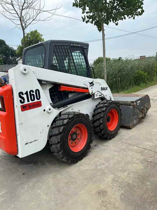 Used Bob Cat Bob Cat S160 Used Mini Skid Steer Wheel Loader Multifunctional Track Loaders Bobcat S160 2.7 Ton - Tekerlekli yükleyici: fotoğraf 4 Used Bob Cat Bob Cat S160 Used Mini Skid Steer Wheel Loader Multifunctional Track Loaders Bobcat S160 2.7 Ton - Tekerlekli yükleyici: fotoğraf 4