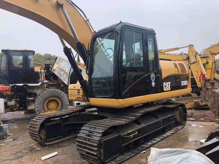 Used Cat320D2L Excavator Efficient Heavy Construction Equipment with Original Engine Second Hand Crawler Excavator - Ekskavatör: fotoğraf 5 Used Cat320D2L Excavator Efficient Heavy Construction Equipment with Original Engine Second Hand Crawler Excavator - Ekskavatör: fotoğraf 5