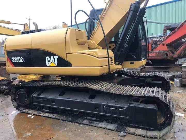 Used Cat320D2L Excavator Efficient Heavy Construction Equipment with Original Engine Second Hand Crawler Excavator - Ekskavatör: fotoğraf 2 Used Cat320D2L Excavator Efficient Heavy Construction Equipment with Original Engine Second Hand Crawler Excavator - Ekskavatör: fotoğraf 2