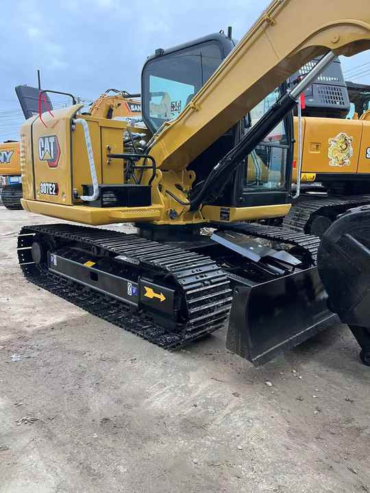 Used Caterpillar CAT 307E2 Crawler Mini Hydraulic Digger Second Hand Cat 307E2 Excavator - Ekskavatör: fotoğraf 5 Used Caterpillar CAT 307E2 Crawler Mini Hydraulic Digger Second Hand Cat 307E2 Excavator - Ekskavatör: fotoğraf 5
