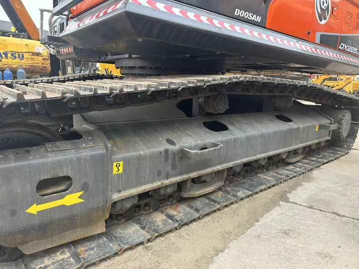 Used Digger Doosan DX225LC-9T Construction Machinery Construction Digger Used Doosan DX225LC-9T Cheap Excavator - Paletli ekskavatör: fotoğraf 4 Used Digger Doosan DX225LC-9T Construction Machinery Construction Digger Used Doosan DX225LC-9T Cheap Excavator - Paletli ekskavatör: fotoğraf 4