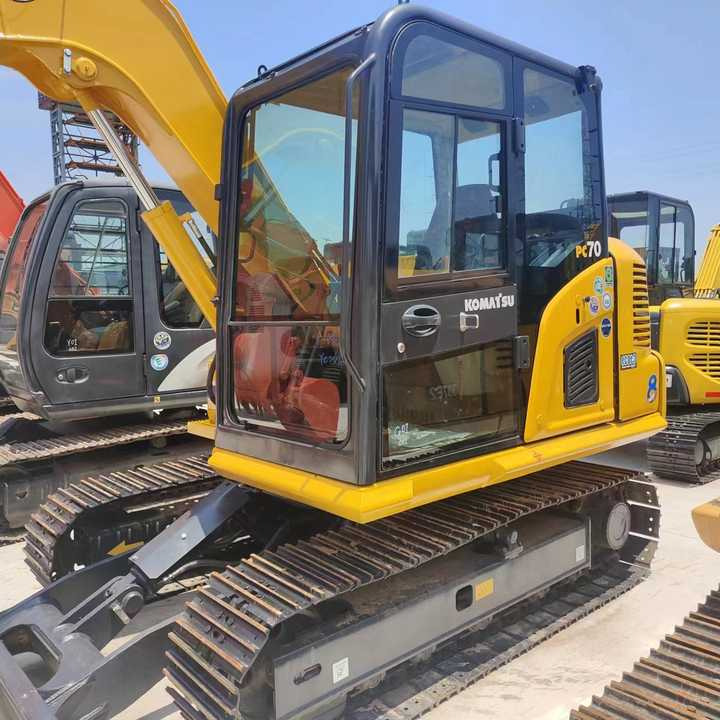 Used Excavator KOMATSU PC70-8 Construction Machinery Excavator PC70-8 PC60 PC70 Excavators for Sale at Negotiable Price - Ekskavatör: fotoğraf 1 Used Excavator KOMATSU PC70-8 Construction Machinery Excavator PC70-8 PC60 PC70 Excavators for Sale at Negotiable Price - Ekskavatör: fotoğraf 1