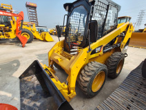 Used Front Loader Tractor CAT 246D Skid Steer Loader / Used Cat 226B 246C 246d Mini Skid Steer Loader in Stock - Mini yükleyici: fotoğraf 4 Used Front Loader Tractor CAT 246D Skid Steer Loader / Used Cat 226B 246C 246d Mini Skid Steer Loader in Stock - Mini yükleyici: fotoğraf 4