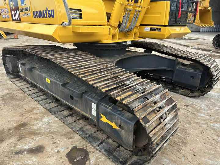 Used Good Quality Japan Original PC200-8 in Good Condition PC200-8 Komatsu - Paletli ekskavatör: fotoğraf 5 Used Good Quality Japan Original PC200-8 in Good Condition PC200-8 Komatsu - Paletli ekskavatör: fotoğraf 5