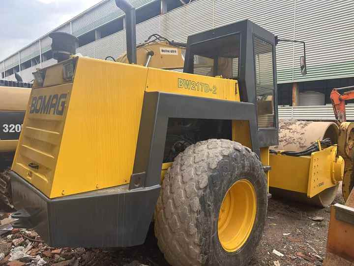 Used Heavy Construction Equipment BW217D Second Hand Road Rollers Used Machine Hot Sale - Kompaktör: fotoğraf 5 Used Heavy Construction Equipment BW217D Second Hand Road Rollers Used Machine Hot Sale - Kompaktör: fotoğraf 5