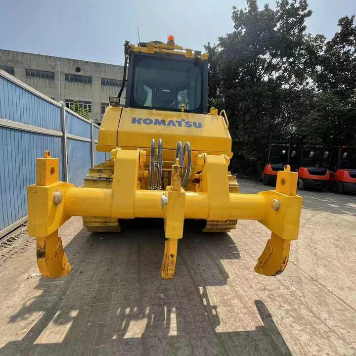 Used Komatsu Bulldozer D65ex Strong Power Komatsu D65ex Track Dozer for Sale - Buldozer: fotoğraf 5 Used Komatsu Bulldozer D65ex Strong Power Komatsu D65ex Track Dozer for Sale - Buldozer: fotoğraf 5