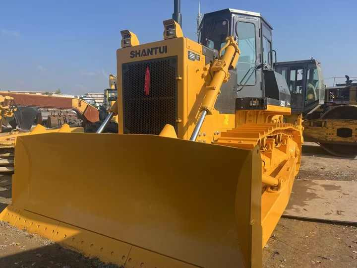 Used Shantui SD22 Crawler Bulldozer Low Price Running Working Condition for Sale SD16/SD22/SD32 in Stock - Buldozer: fotoğraf 5 Used Shantui SD22 Crawler Bulldozer Low Price Running Working Condition for Sale SD16/SD22/SD32 in Stock - Buldozer: fotoğraf 5