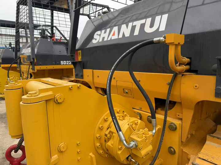 Used Shantui SD22 New Model Bulldozer Second Hand Machine Popular Brand Shantui Hydraulic Machinery - Buldozer: fotoğraf 5 Used Shantui SD22 New Model Bulldozer Second Hand Machine Popular Brand Shantui Hydraulic Machinery - Buldozer: fotoğraf 5