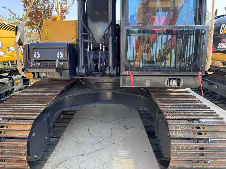 Used Volvo 14 Tonne Crawler Excavator Volvo Ec140 Excavator Good Condition Low Price Good Quality for Sale - Paletli ekskavatör: fotoğraf 3 Used Volvo 14 Tonne Crawler Excavator Volvo Ec140 Excavator Good Condition Low Price Good Quality for Sale - Paletli ekskavatör: fotoğraf 3