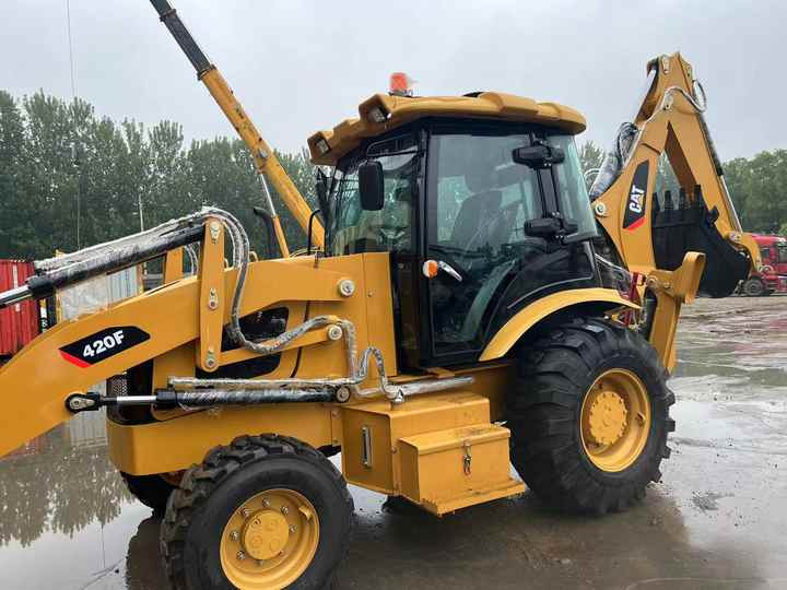 Used Wheel Loader CAT420F Caterpillar 420F Construction Machinery Mini Wheel Skid Steer Loader in Stock - Tekerlekli yükleyici: fotoğraf 2 Used Wheel Loader CAT420F Caterpillar 420F Construction Machinery Mini Wheel Skid Steer Loader in Stock - Tekerlekli yükleyici: fotoğraf 2