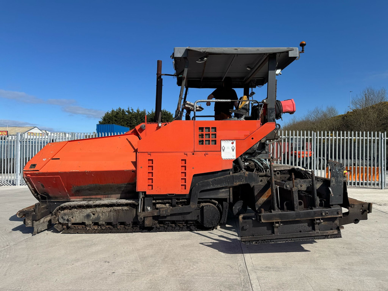 ABG TITAN 326 - Asfalt serici: fotoğraf 1 ABG TITAN 326 - Asfalt serici: fotoğraf 1