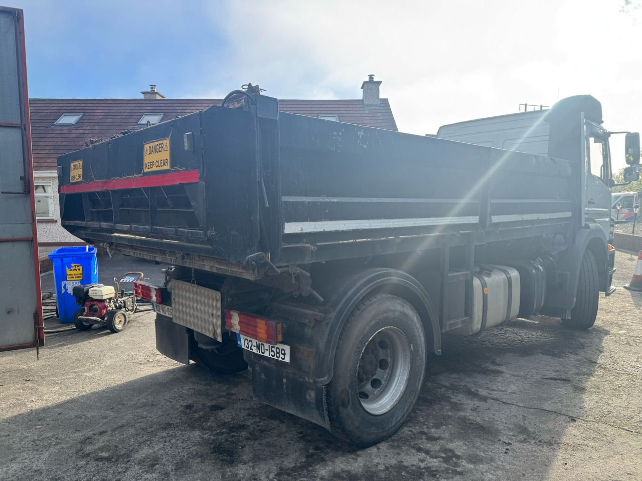 MERCEDES-BENZ Axor 1823 - Damperli kamyon: fotoğraf 4 MERCEDES-BENZ Axor 1823 - Damperli kamyon: fotoğraf 4