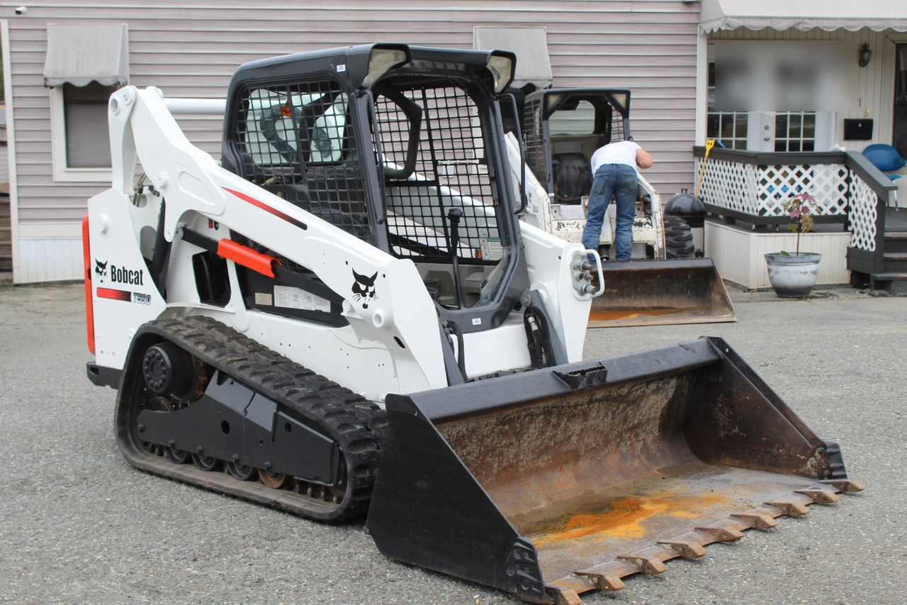 BOBCAT T590 - Mini yükleyici: fotoğraf 1 BOBCAT T590 - Mini yükleyici: fotoğraf 1