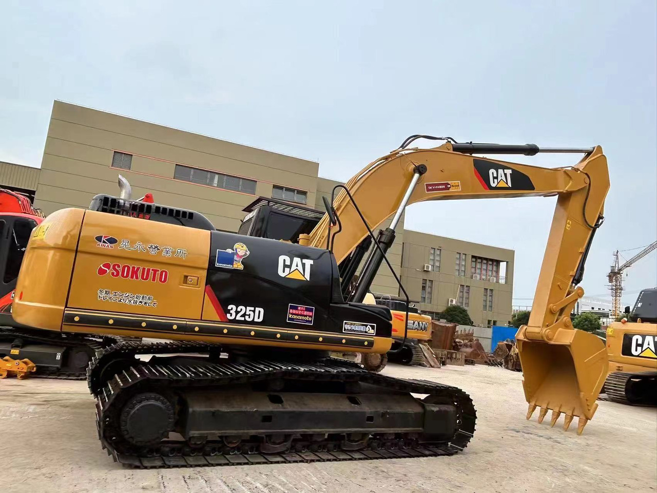 CATERPILLAR 325D - Paletli ekskavatör: fotoğraf 2 CATERPILLAR 325D - Paletli ekskavatör: fotoğraf 2