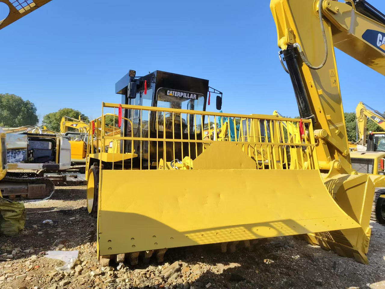 CATERPILLAR 826G - Yol silindiri: fotoğraf 3 CATERPILLAR 826G - Yol silindiri: fotoğraf 3