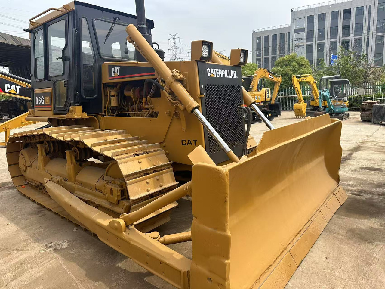 CATERPILLAR D6G - Buldozer: fotoğraf 2 CATERPILLAR D6G - Buldozer: fotoğraf 2