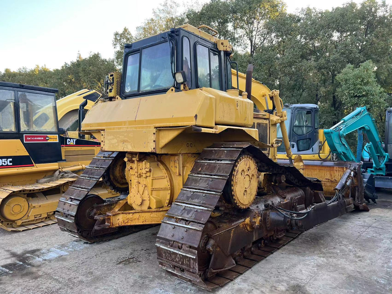 CATERPILLAR D6H - Buldozer: fotoğraf 1 CATERPILLAR D6H - Buldozer: fotoğraf 1