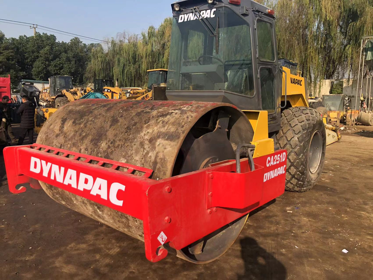 DYNAPAC CA251D - Yol silindiri: fotoğraf 3 DYNAPAC CA251D - Yol silindiri: fotoğraf 3