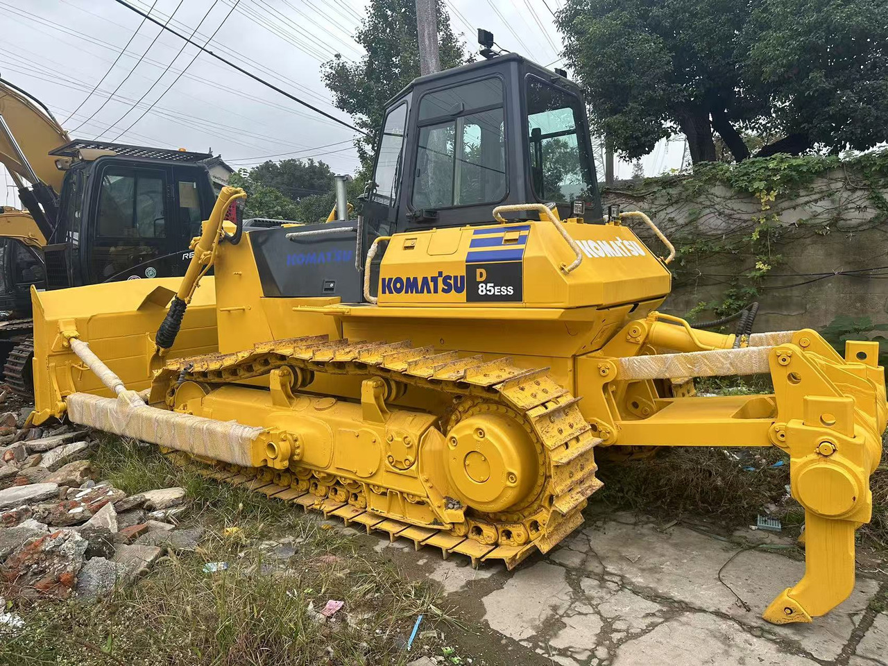 KOMATSU D85ESS - Buldozer: fotoğraf 1 KOMATSU D85ESS - Buldozer: fotoğraf 1