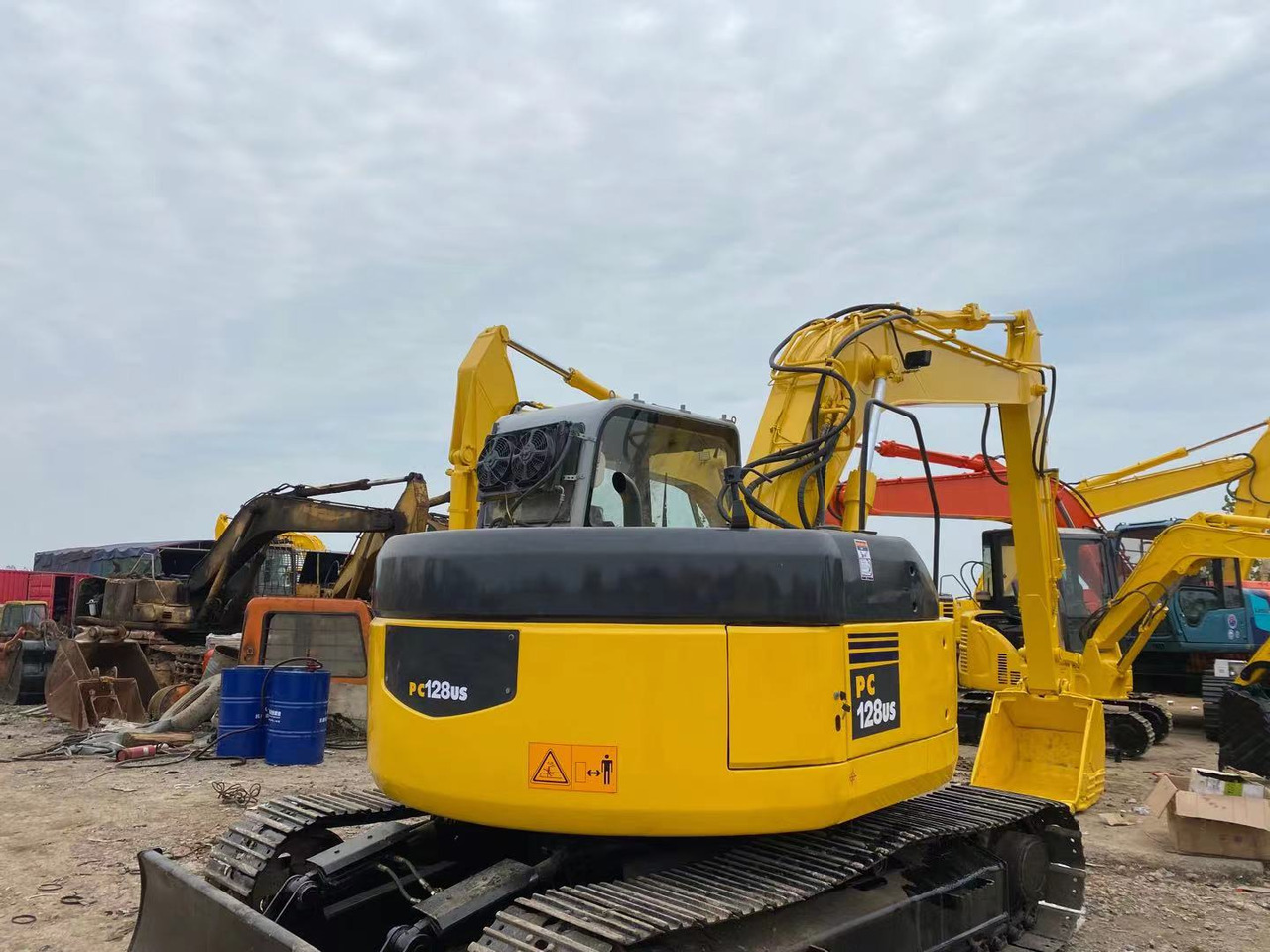 KOMATSU PC128US - Paletli ekskavatör: fotoğraf 2 KOMATSU PC128US - Paletli ekskavatör: fotoğraf 2