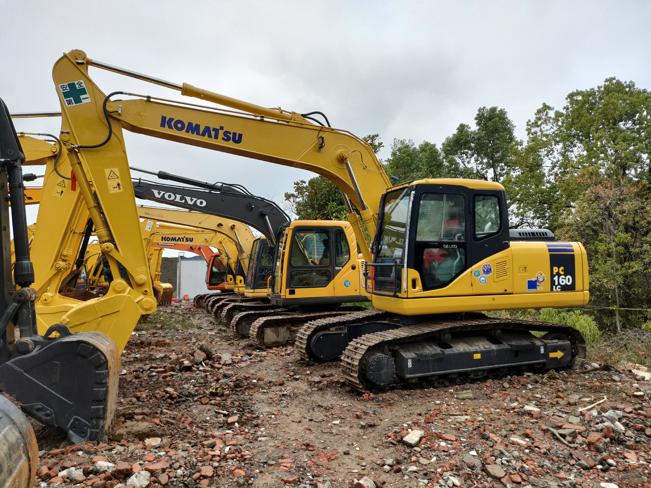 KOMATSU PC160-7 - Paletli ekskavatör: fotoğraf 2 KOMATSU PC160-7 - Paletli ekskavatör: fotoğraf 2