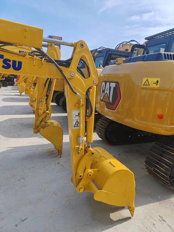 KOMATSU PC30 - Paletli ekskavatör: fotoğraf 2 KOMATSU PC30 - Paletli ekskavatör: fotoğraf 2