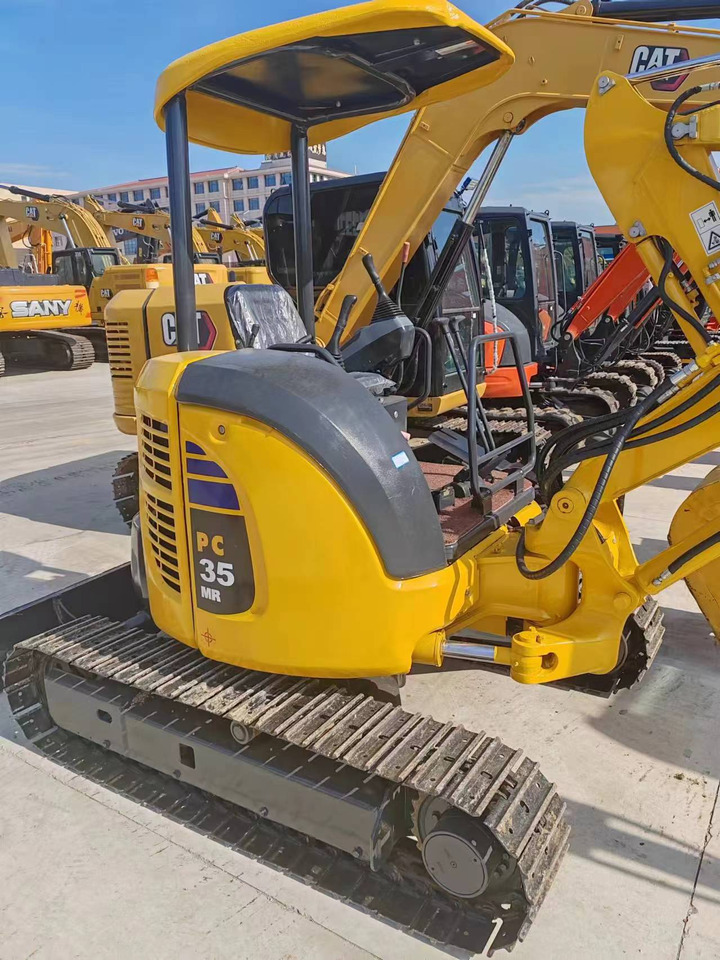 KOMATSU PC35 - Paletli ekskavatör: fotoğraf 1 KOMATSU PC35 - Paletli ekskavatör: fotoğraf 1