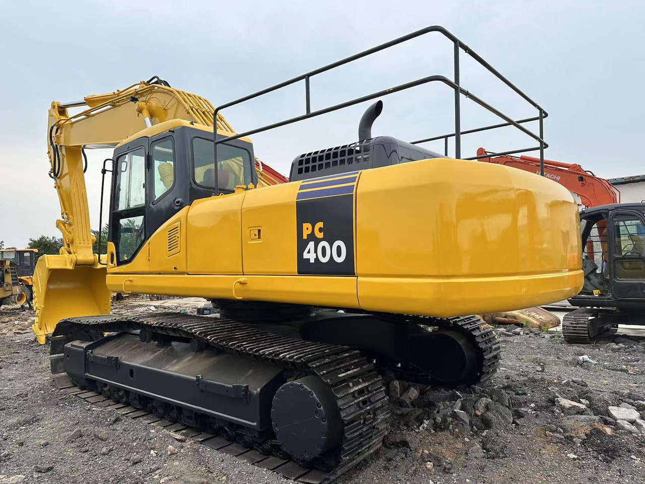 KOMATSU PC400-7 - Paletli ekskavatör: fotoğraf 2 KOMATSU PC400-7 - Paletli ekskavatör: fotoğraf 2