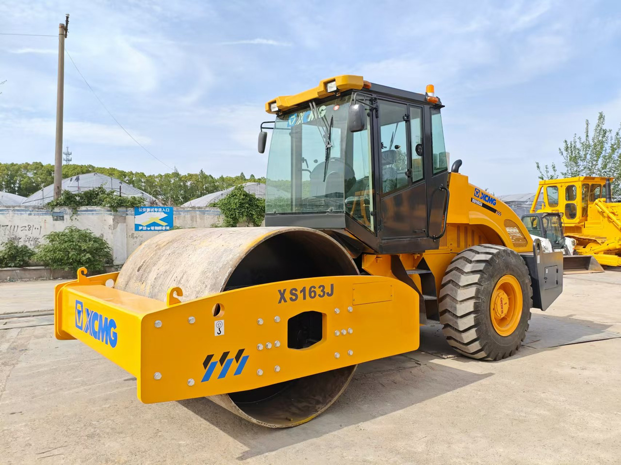 XCMG XS163J - Yol silindiri: fotoğraf 3 XCMG XS163J - Yol silindiri: fotoğraf 3