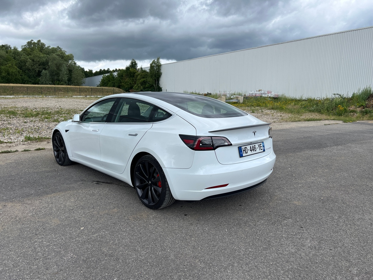 TESLA Model 3 Performance Dual Motor FSD 3 Autopilot - Sedan araba: fotoğraf 5 TESLA Model 3 Performance Dual Motor FSD 3 Autopilot - Sedan araba: fotoğraf 5