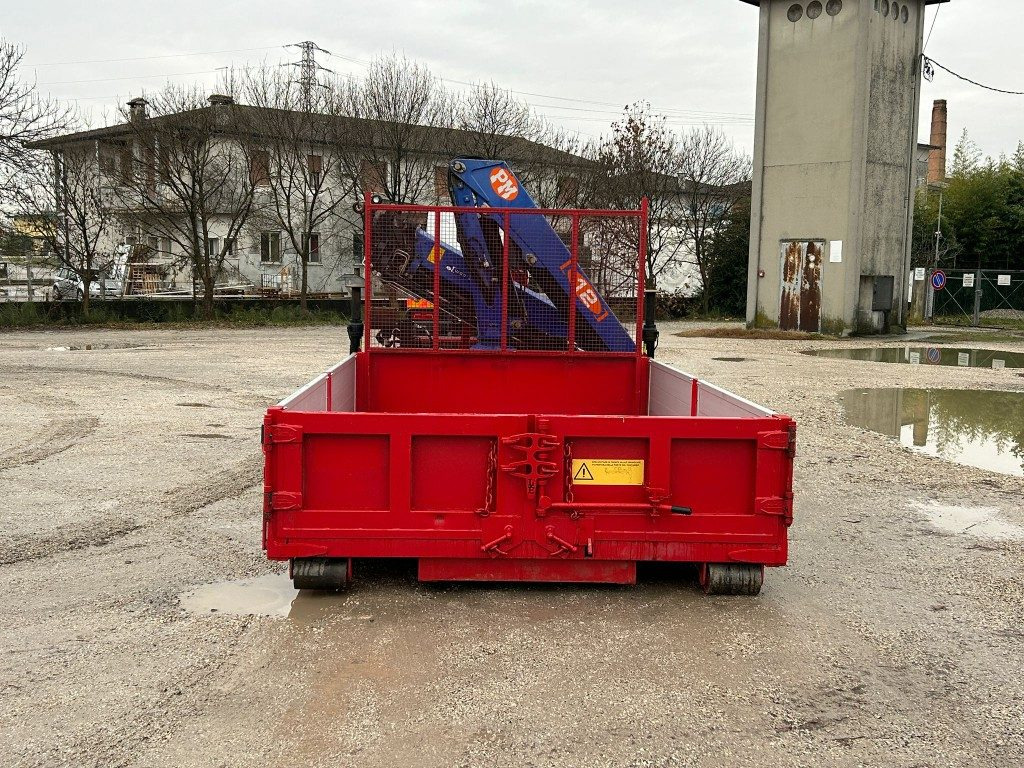 CONTAINER SCARRABILE NUOVO A PIANALE CON GRU - Kancalı konteyner: fotoğraf 4 CONTAINER SCARRABILE NUOVO A PIANALE CON GRU - Kancalı konteyner: fotoğraf 4