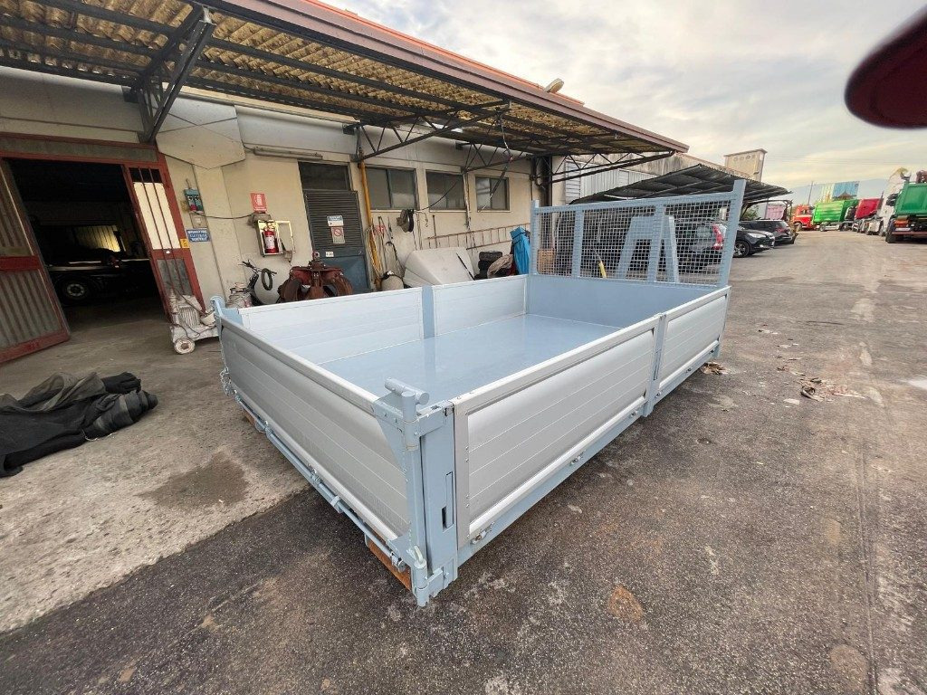 CONTAINER SCARRABILE NUOVO A PIANALE CON SPONDE - Kancalı konteyner: fotoğraf 4 CONTAINER SCARRABILE NUOVO A PIANALE CON SPONDE - Kancalı konteyner: fotoğraf 4