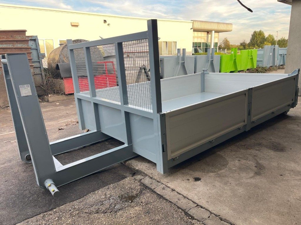 CONTAINER SCARRABILE NUOVO A PIANALE CON SPONDE - Kancalı konteyner: fotoğraf 1 CONTAINER SCARRABILE NUOVO A PIANALE CON SPONDE - Kancalı konteyner: fotoğraf 1