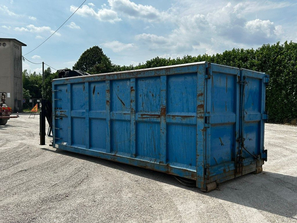 CONTAINER SCARRABILE USATO A CIELO APERTO CON GRU - Kancalı konteyner: fotoğraf 3 CONTAINER SCARRABILE USATO A CIELO APERTO CON GRU - Kancalı konteyner: fotoğraf 3