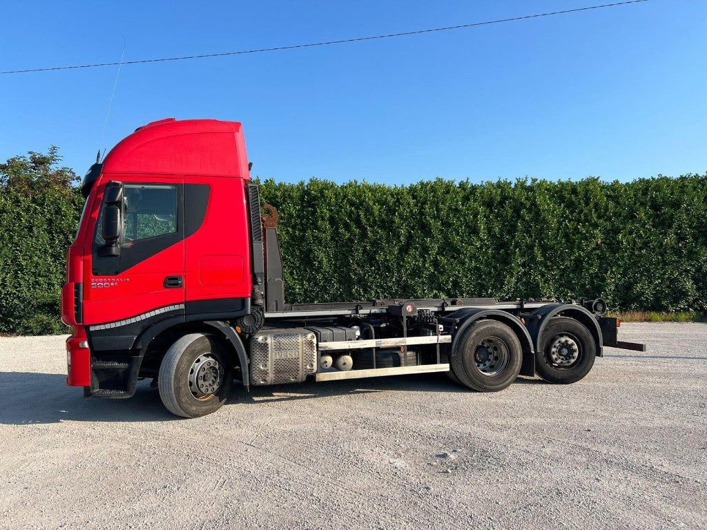 IVECO STRALIS 500 SCARRABILE - Kancalı yükleyici kamyon: fotoğraf 3 IVECO STRALIS 500 SCARRABILE - Kancalı yükleyici kamyon: fotoğraf 3