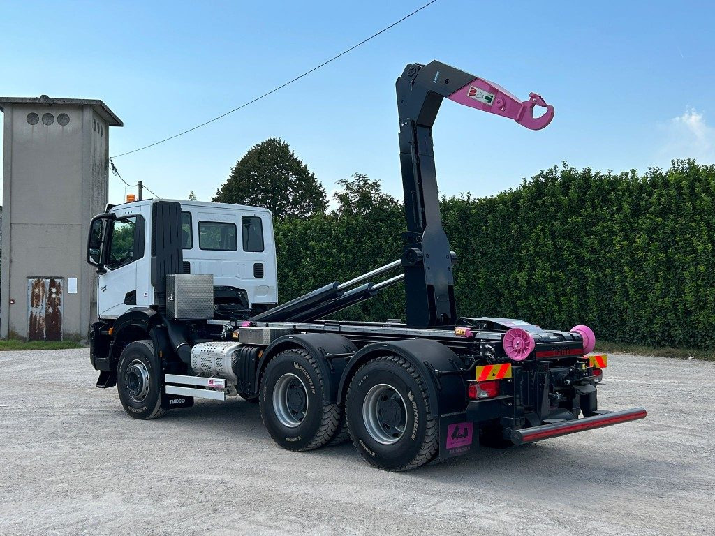 IVECO TRAKKER T-WAY AD380T NUOVO SCARRABILE - Kancalı yükleyici kamyon: fotoğraf 3 IVECO TRAKKER T-WAY AD380T NUOVO SCARRABILE - Kancalı yükleyici kamyon: fotoğraf 3
