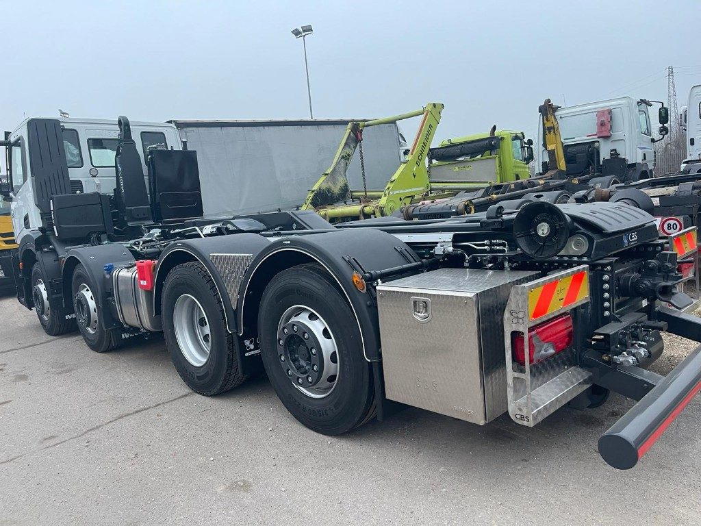 IVECO X-WAY AD350X480YPS SCARRABILE NUOVO - Kancalı yükleyici kamyon: fotoğraf 4 IVECO X-WAY AD350X480YPS SCARRABILE NUOVO - Kancalı yükleyici kamyon: fotoğraf 4