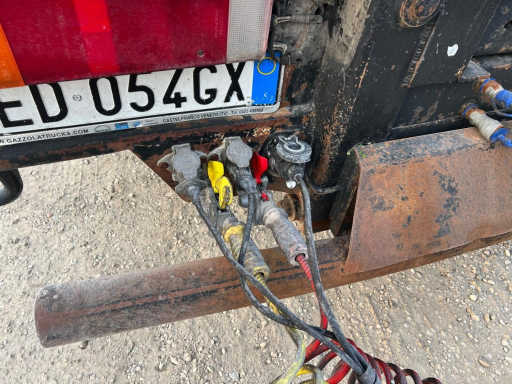 MAN TGX 26.440 SCARRABILE CON GRU - Kancalı yükleyici kamyon: fotoğraf 5 MAN TGX 26.440 SCARRABILE CON GRU - Kancalı yükleyici kamyon: fotoğraf 5