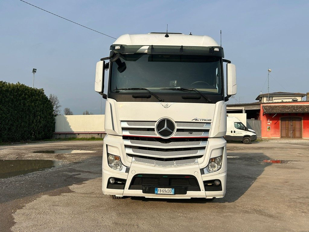 MERCEDES ACTROS 25.51 SCARRABILE - Kancalı yükleyici kamyon: fotoğraf 2 MERCEDES ACTROS 25.51 SCARRABILE - Kancalı yükleyici kamyon: fotoğraf 2