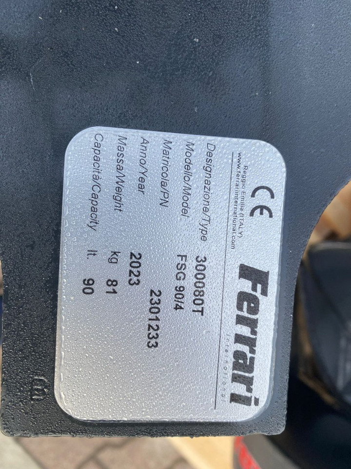 POLIPO NUOVO MARCA FERRARI 4 PALE - Çeneli kepçe: fotoğraf 5 POLIPO NUOVO MARCA FERRARI 4 PALE - Çeneli kepçe: fotoğraf 5