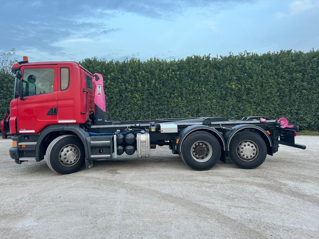 SCANIA G440 SCARRABILE NUOVO PNEUMATICO POSTERIORE - Kancalı yükleyici kamyon: fotoğraf 3 SCANIA G440 SCARRABILE NUOVO PNEUMATICO POSTERIORE - Kancalı yükleyici kamyon: fotoğraf 3