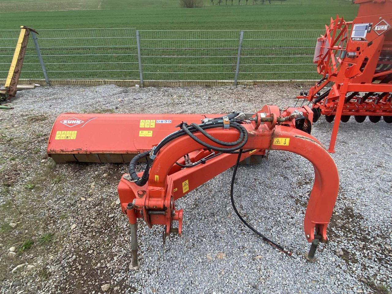 Kuhn TBES 262 - Banket biçme makinası: fotoğraf 3 Kuhn TBES 262 - Banket biçme makinası: fotoğraf 3