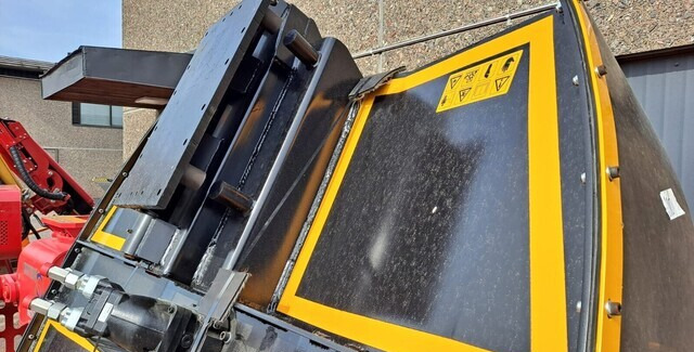 AX-Ketjumurskaimet - Dal parçalama makinası: fotoğraf 3 AX-Ketjumurskaimet - Dal parçalama makinası: fotoğraf 3