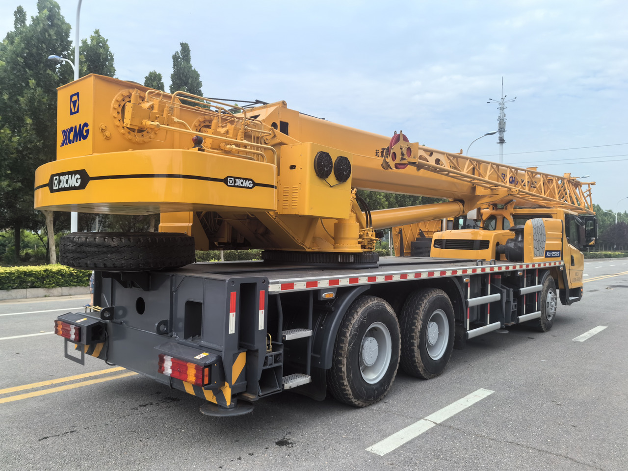 XCMG XCT25L5 QY25K5D QY25K5C QY25K5-I 25ton Used crane - Mobil vinç: fotoğraf 4 XCMG XCT25L5 QY25K5D QY25K5C QY25K5-I 25ton Used crane - Mobil vinç: fotoğraf 4