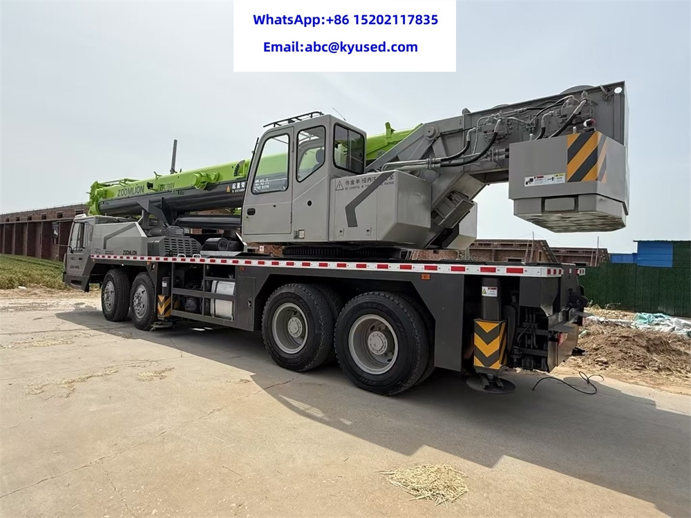 ZOOMLION ZTC700V QY70V 50Ton 70ton truck crane - Mobil vinç: fotoğraf 4 ZOOMLION ZTC700V QY70V 50Ton 70ton truck crane - Mobil vinç: fotoğraf 4