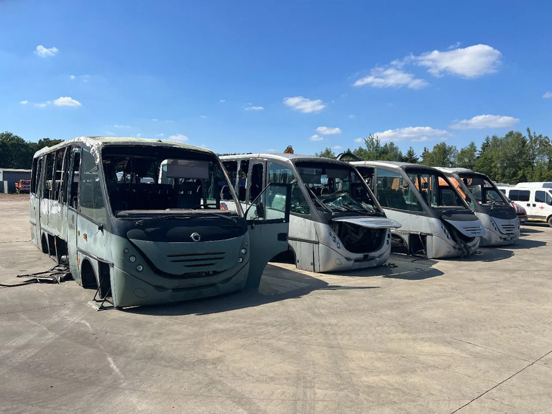 Iveco Irisbus Cimo (4x in stock) IVECO F4AE0681 5,880 cc - Şehirlerarası otobüs: fotoğraf 3 Iveco Irisbus Cimo (4x in stock) IVECO F4AE0681 5,880 cc - Şehirlerarası otobüs: fotoğraf 3